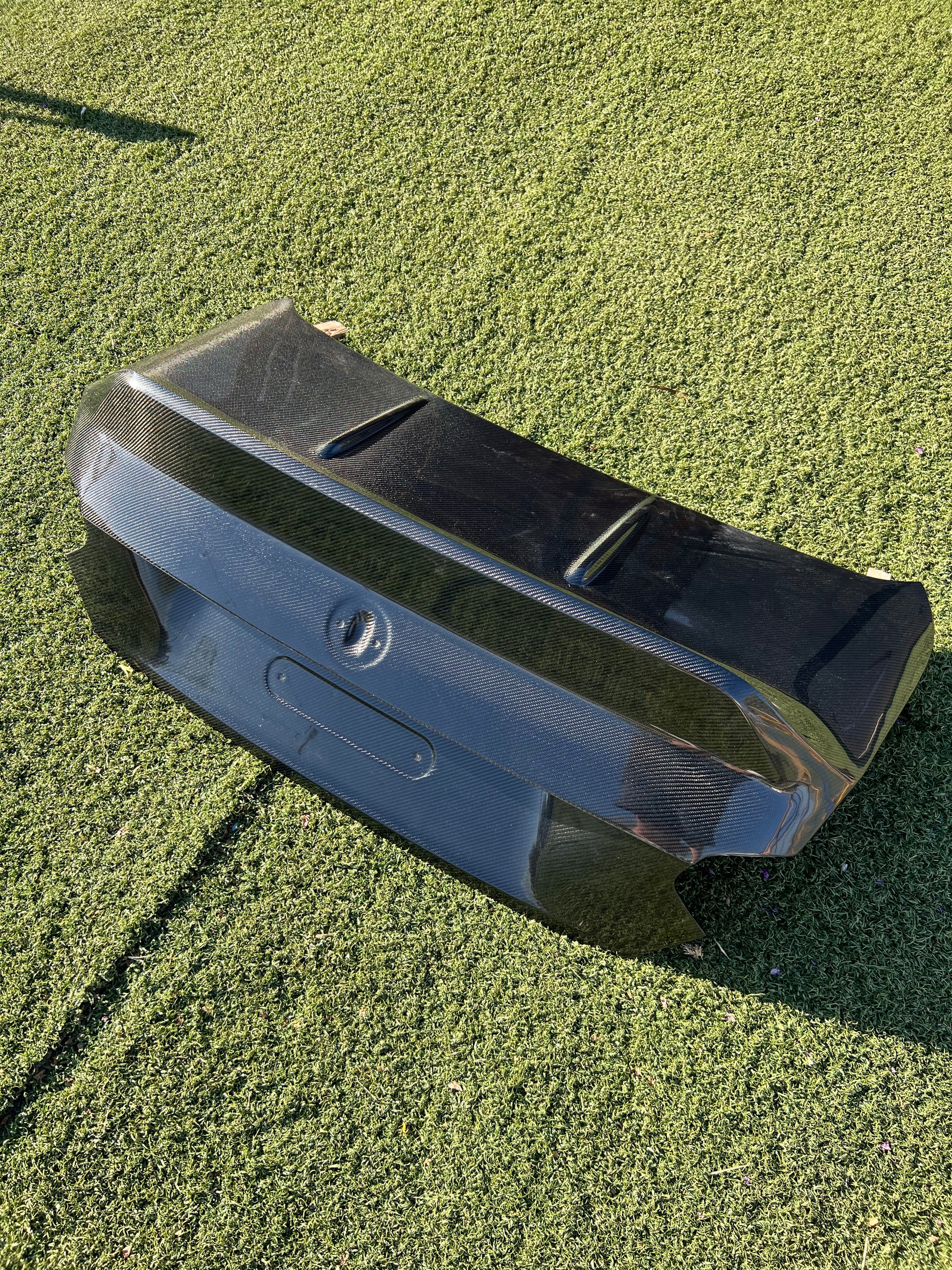 Carbon CSL style trunk for BMW G87 M2
