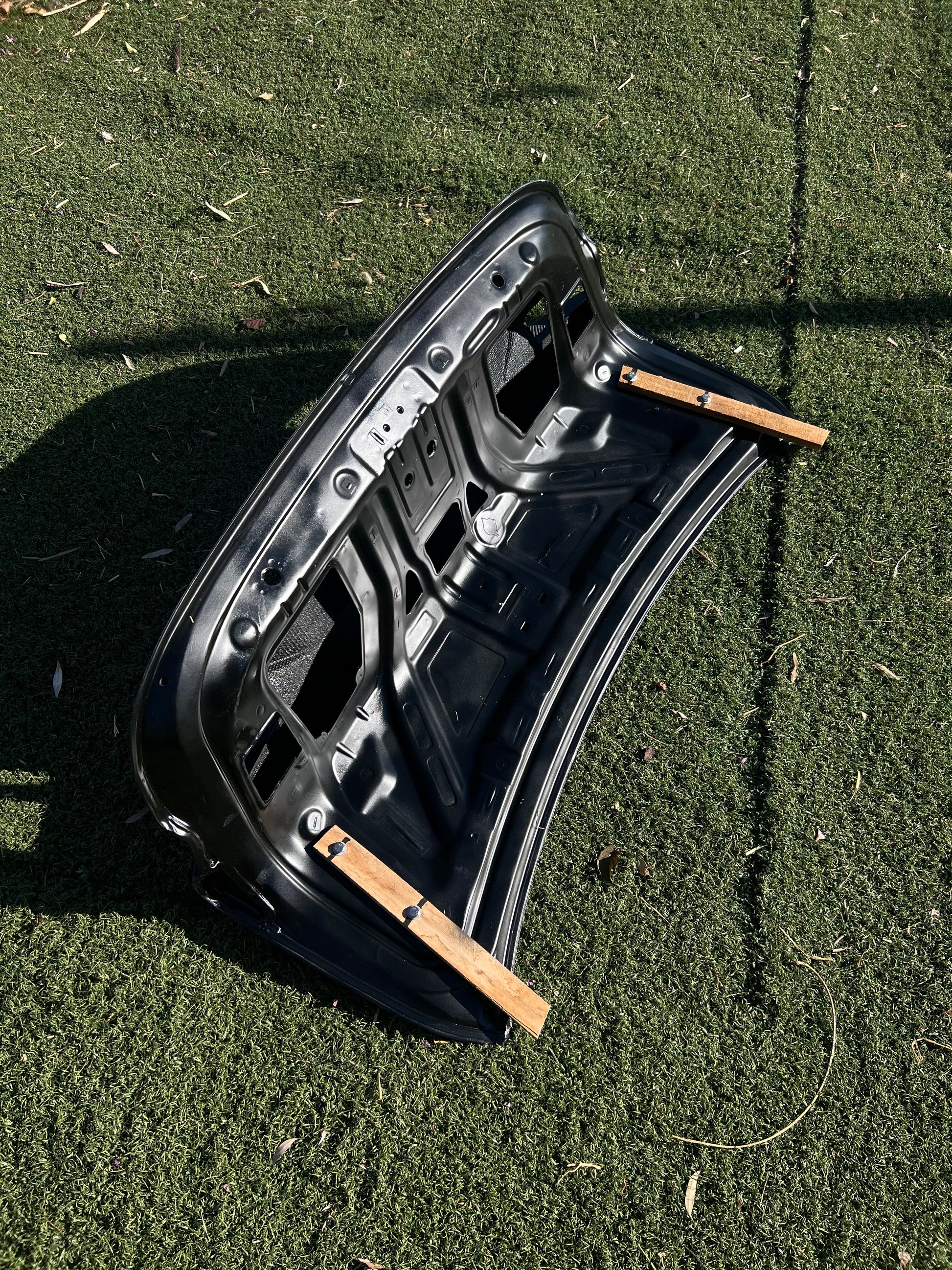 G82/G22 Carbon Csl trunk